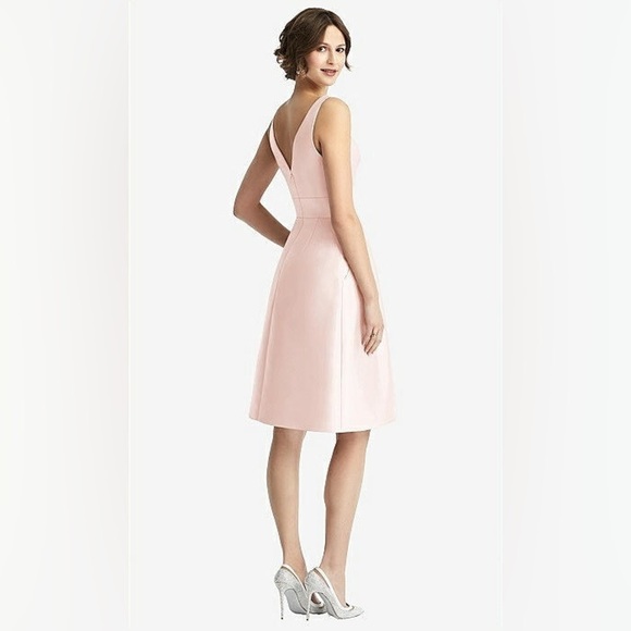 NWT!! ALFRED SUNG - V-NECK PLEATED SKIRT COCKTAIL DRESS WITH POCKETS - BLUSH - 4 - Picture 2 of 12